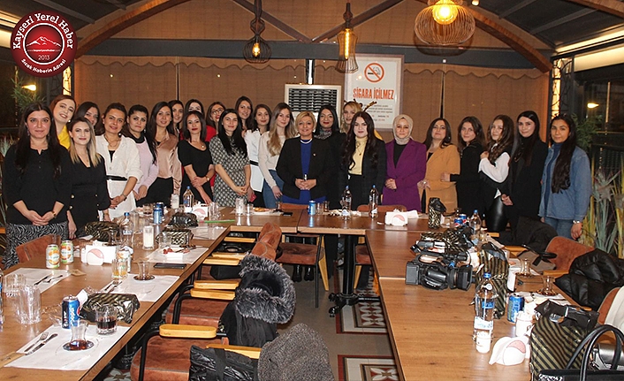 MHP Kaçep, Kadın Gazetecilerle Buluştu