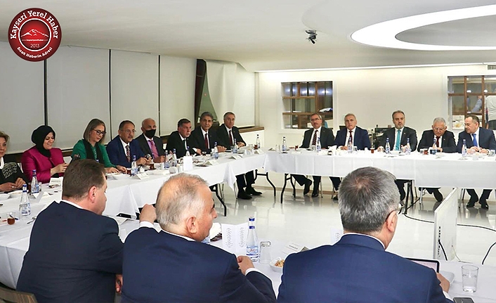 AKP İstişare Toplantısı Yapıldı